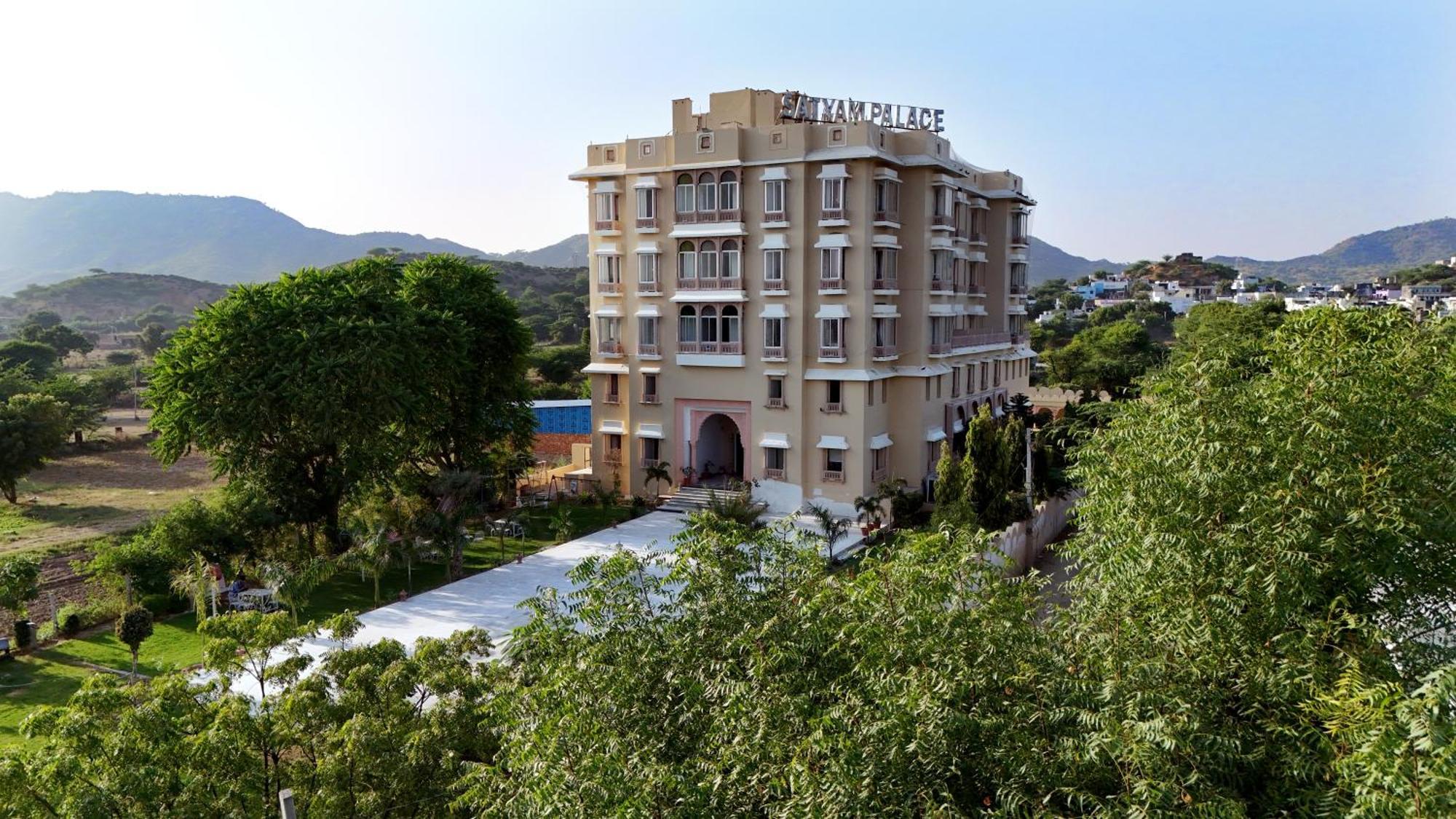 Satyam Palace Resort Pushkar Luaran gambar