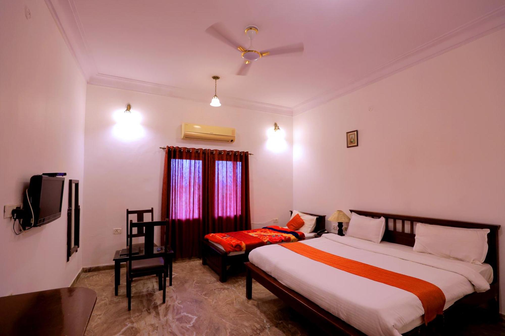 Satyam Palace Resort Pushkar Luaran gambar